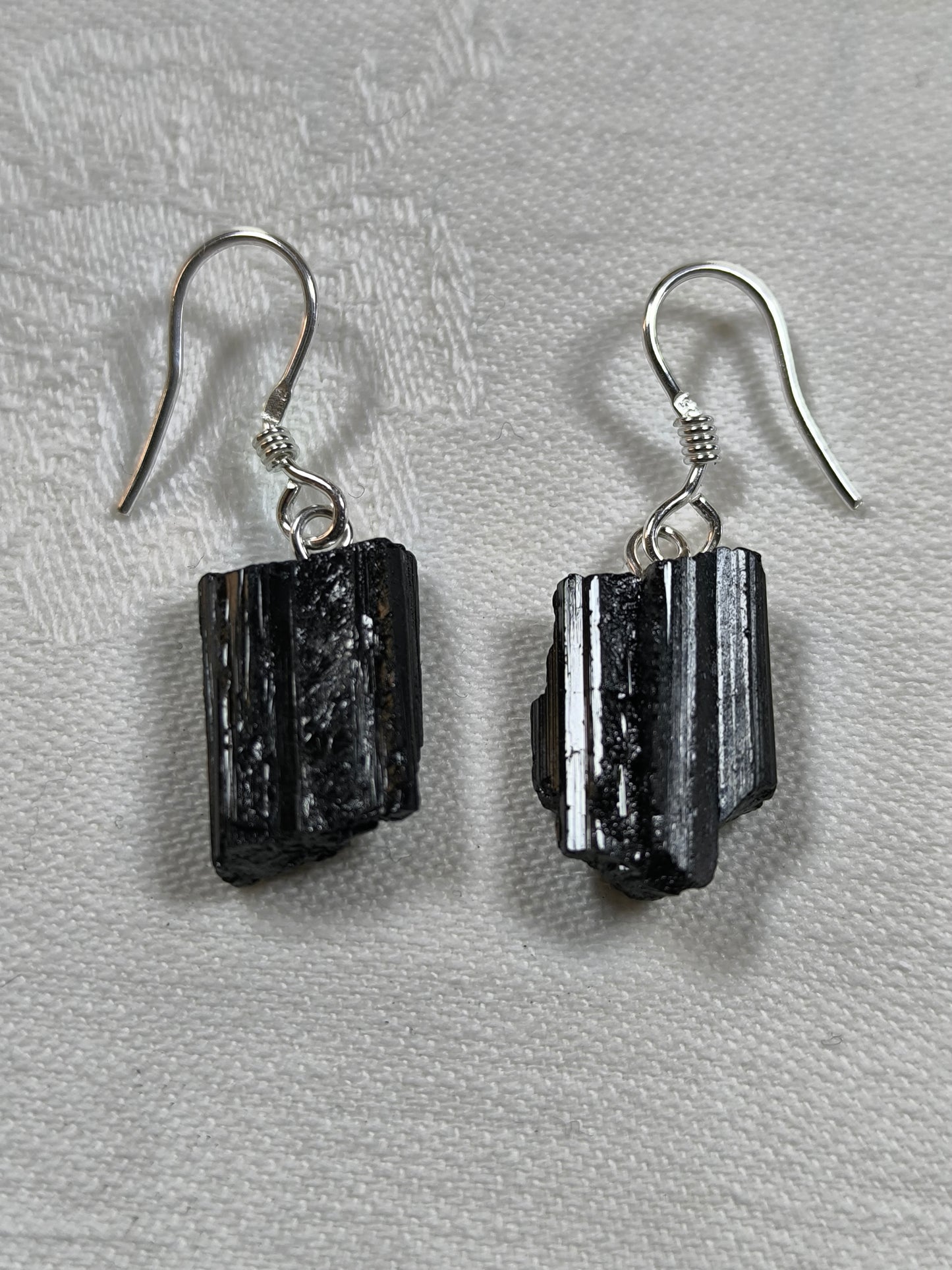Sterling silver black tourmaline raw pendant & earrings.