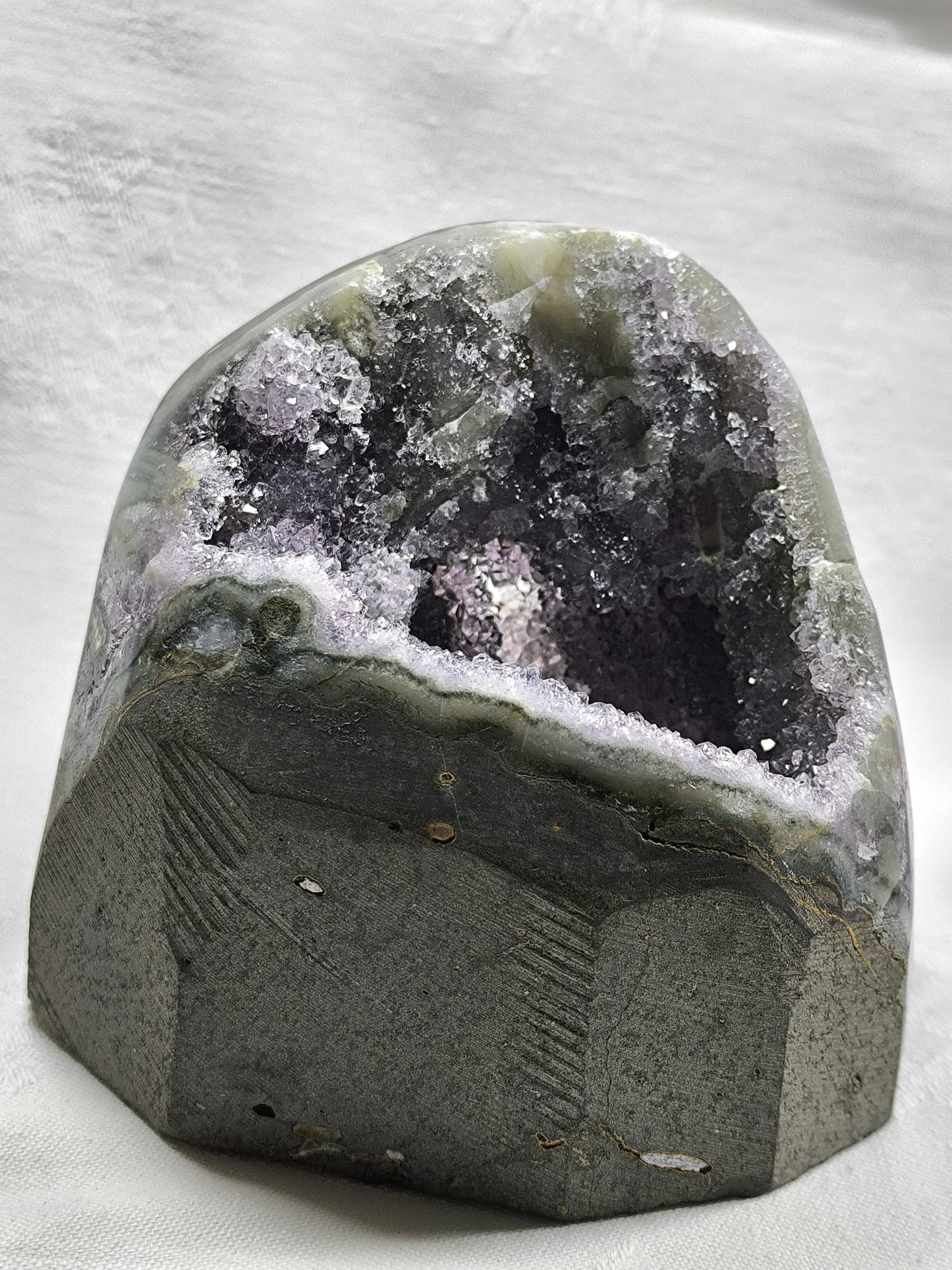 Amethyst cave geode