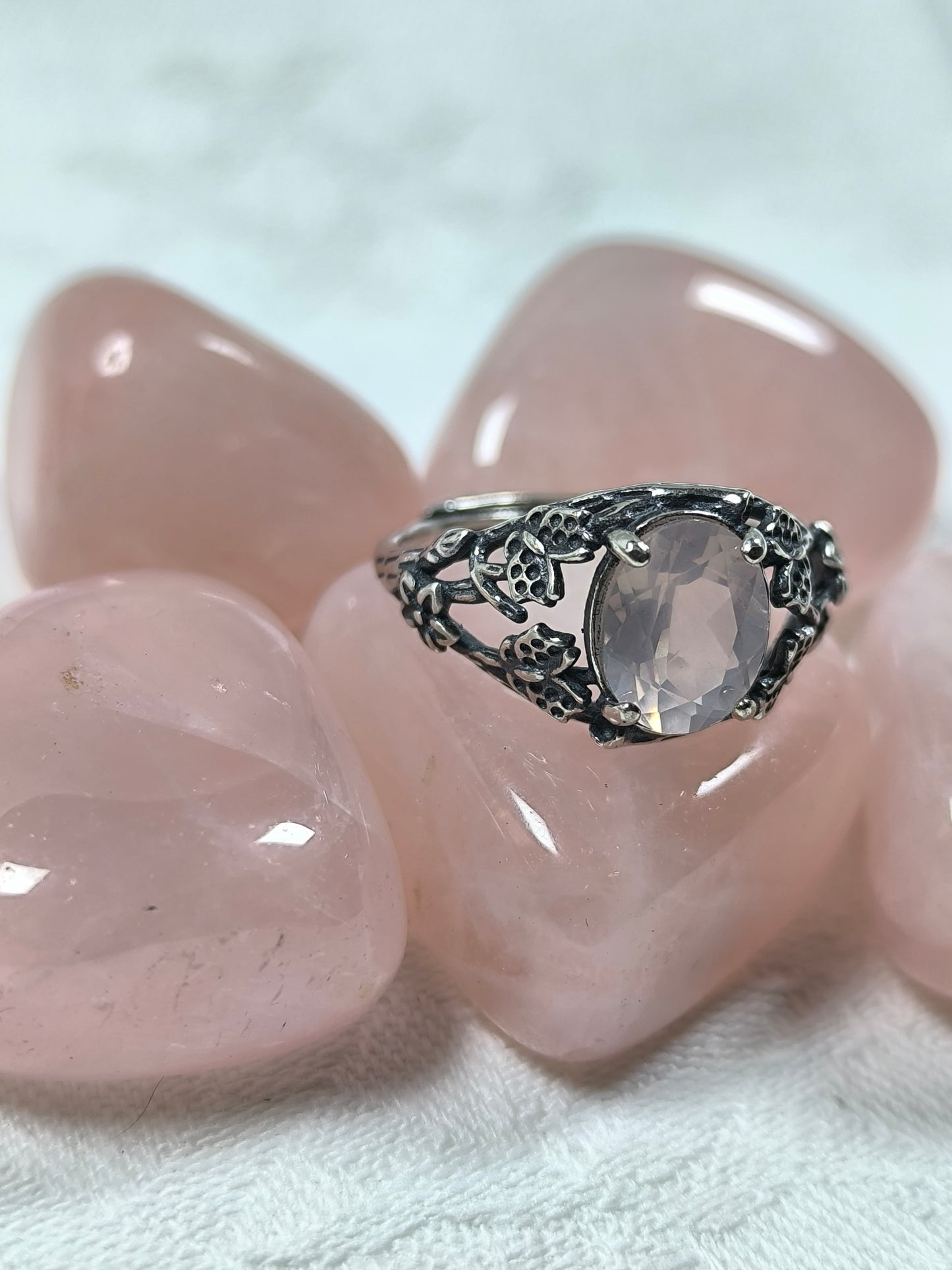 Sterling silver rose quartz adjustable ring