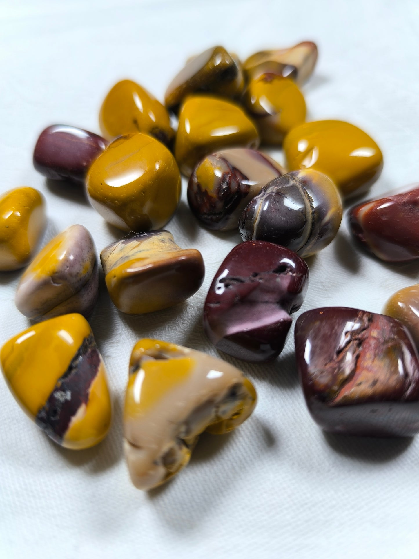 Mookaite tumble stones
