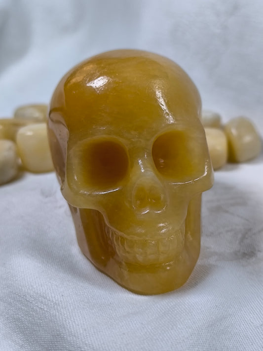 Yellow calcite skull