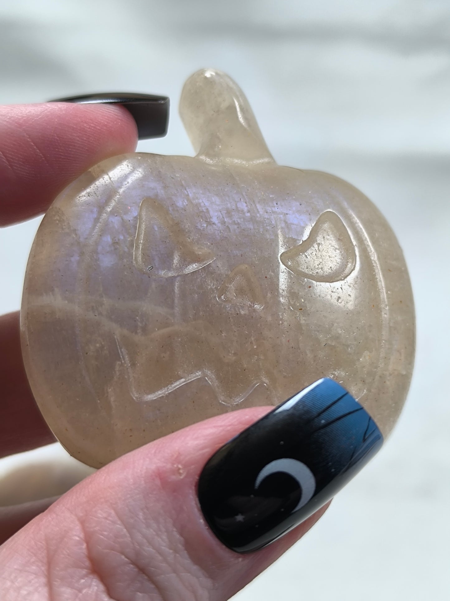 Flashy moonstone flat pumpkins