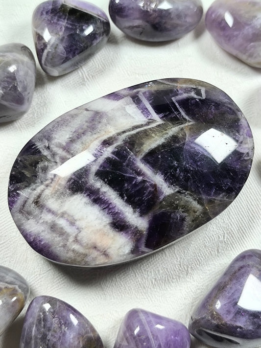 Chevron amethyst palm stone