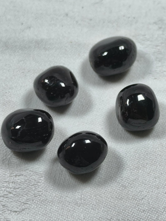 Polished garnet tumbles