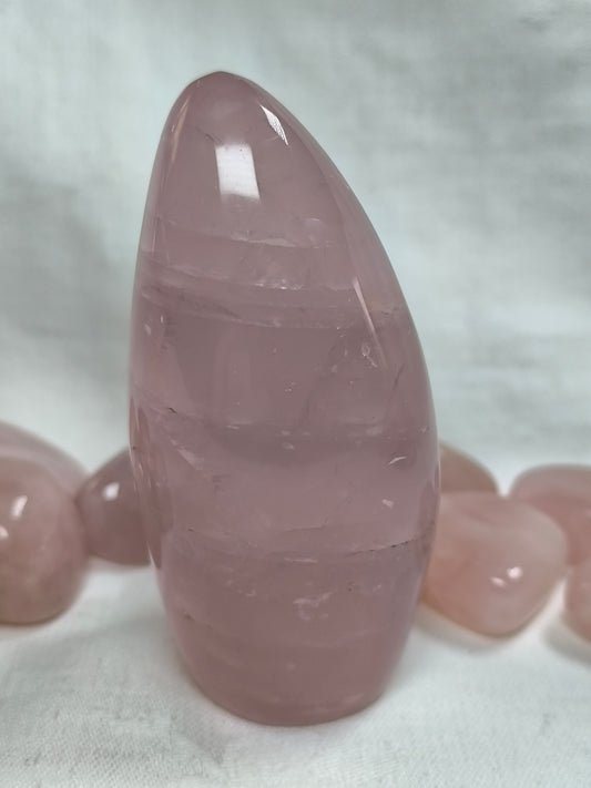 Rose quartz freeform
