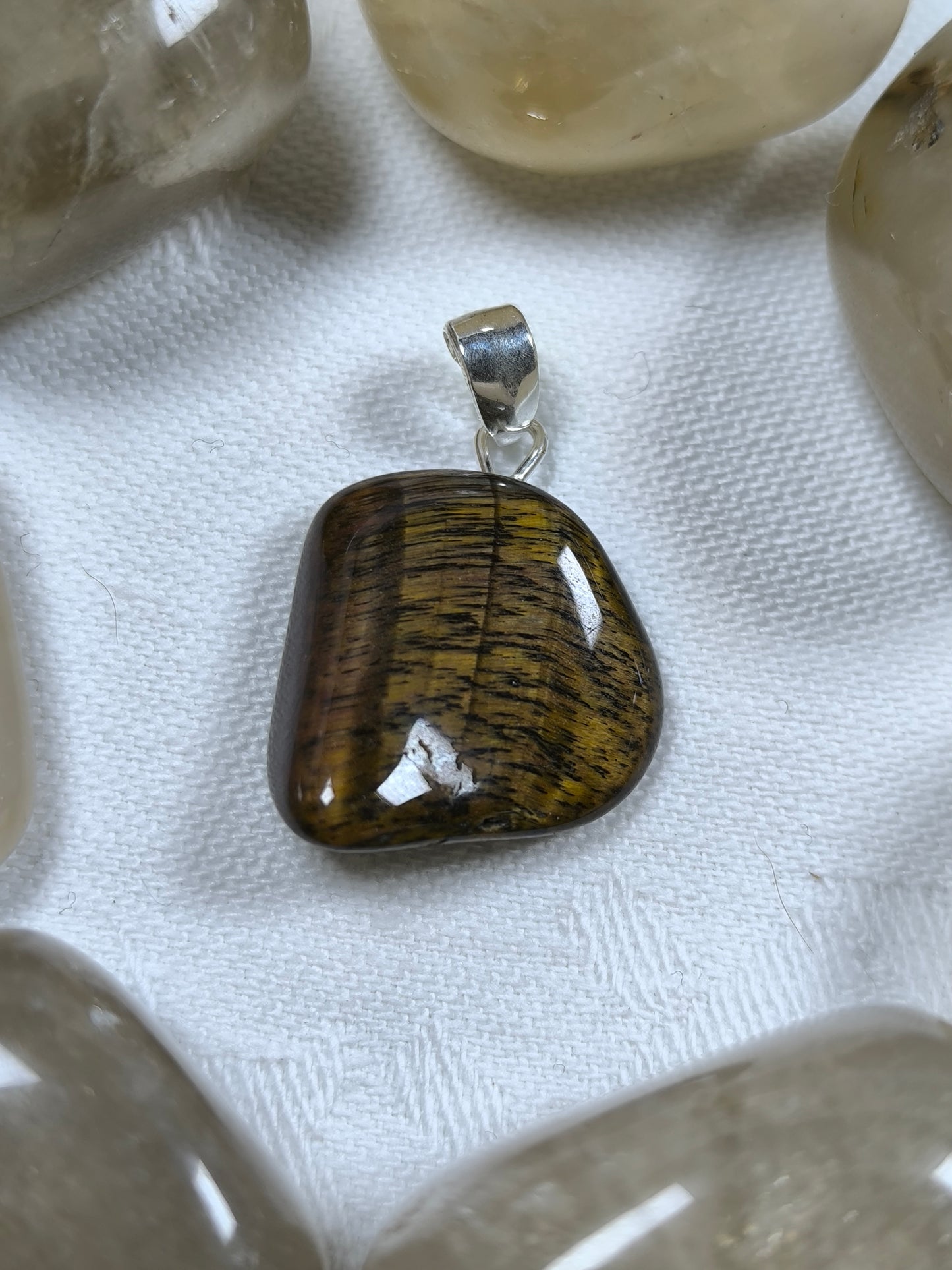 Sterling silver tigers eye tumble pendant