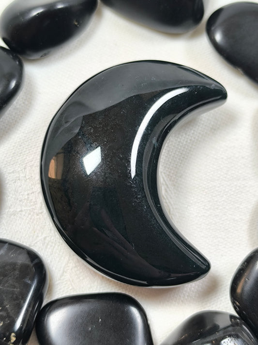 Black obsidian moon
