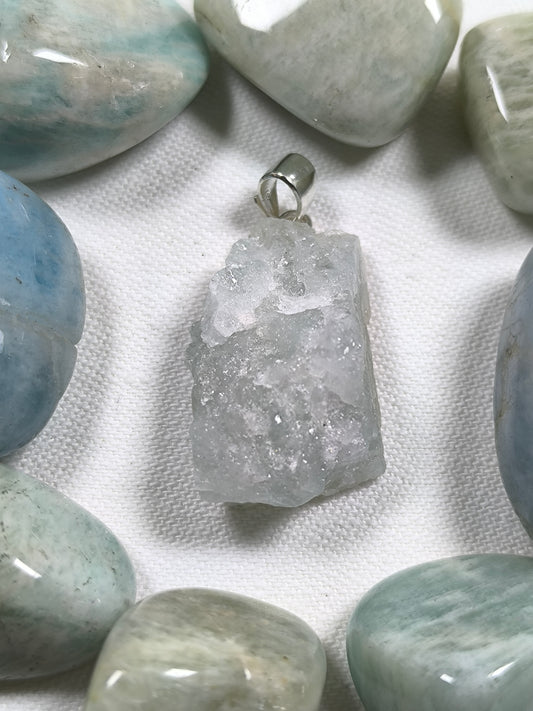Sterling silver raw aquamarine pendant