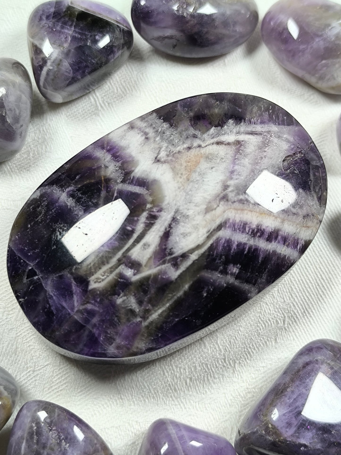 Chevron amethyst palm stone