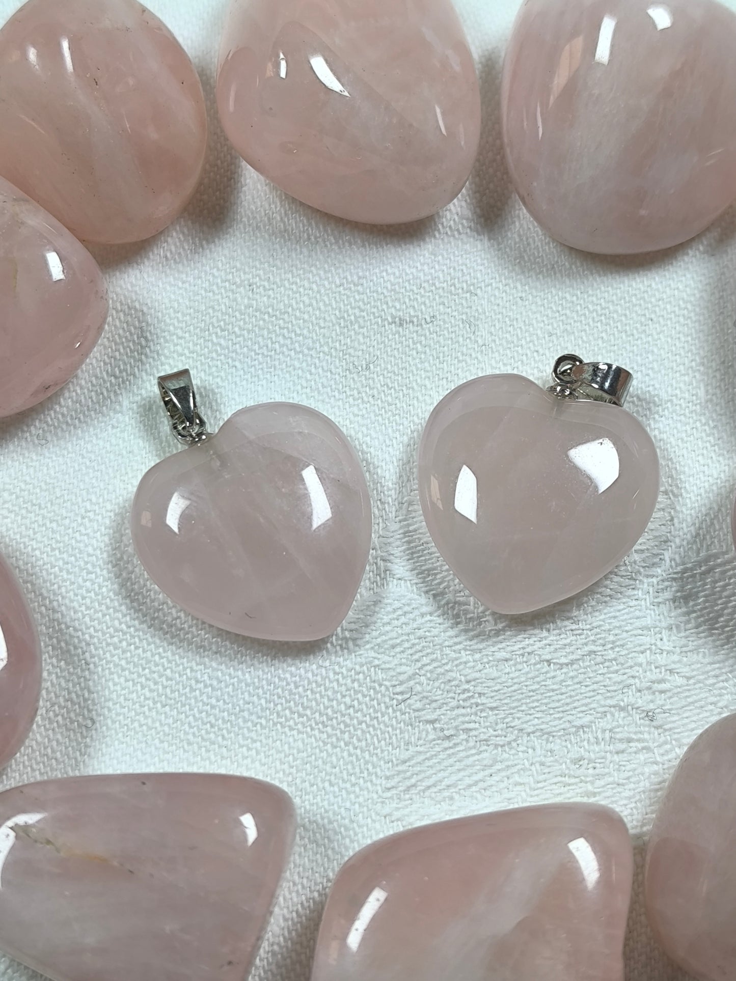 Rose quartz heart pendant
