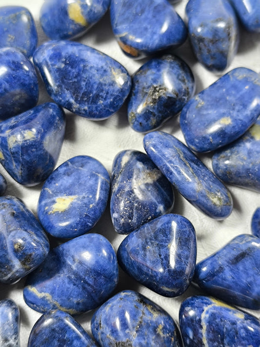 Sodalite tumbles