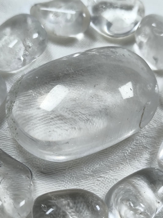 Clear quartz palm stone