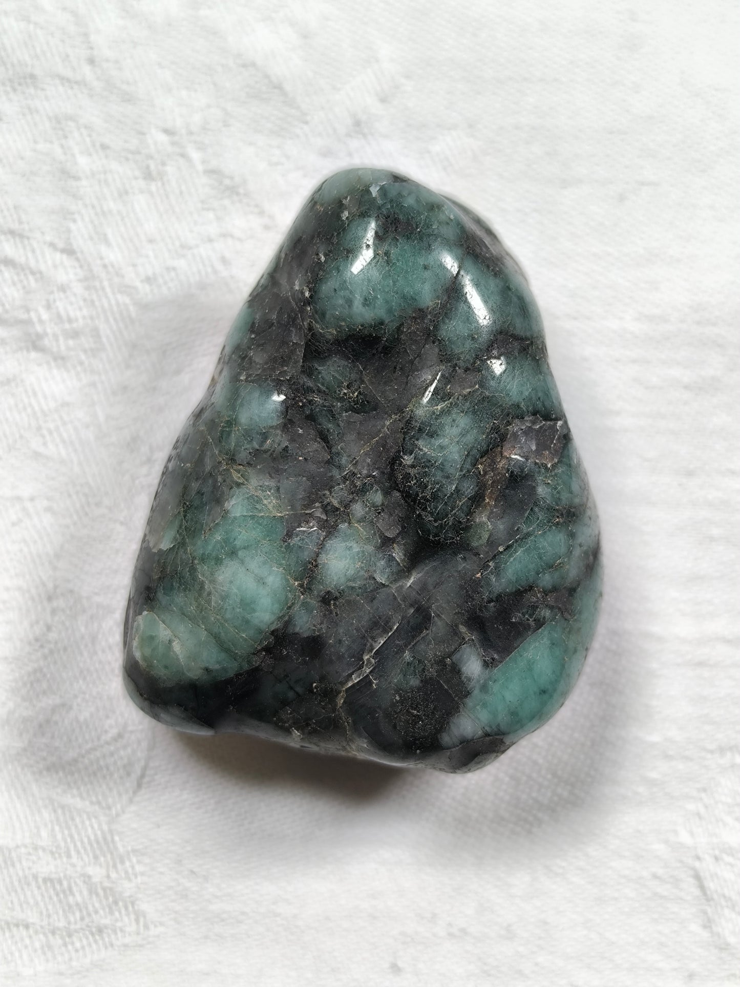 Large emerald tumbles