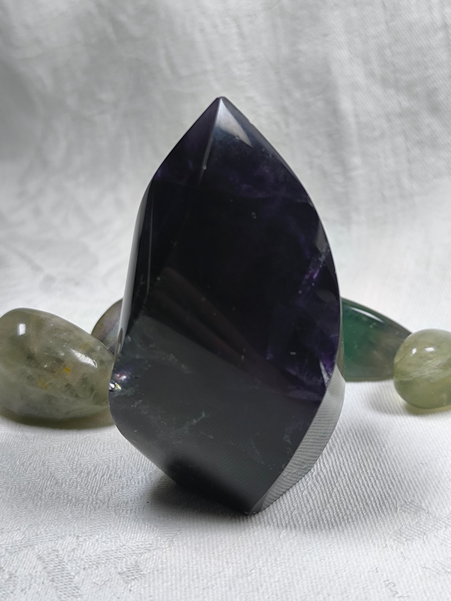 Fluorite flames