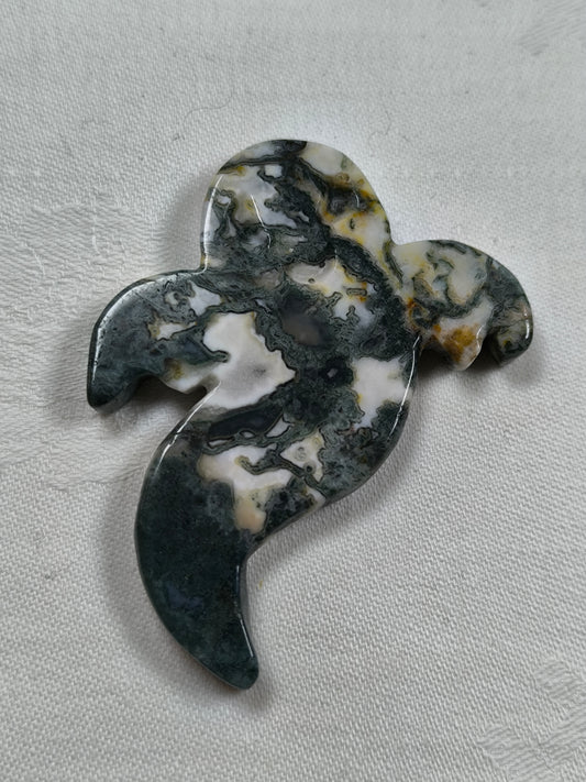 Moss agate ghosts