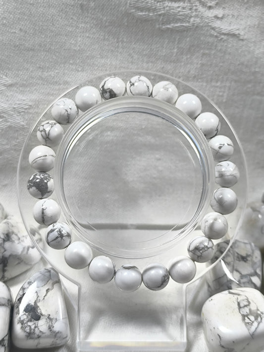 Howlite 8mm bracelet